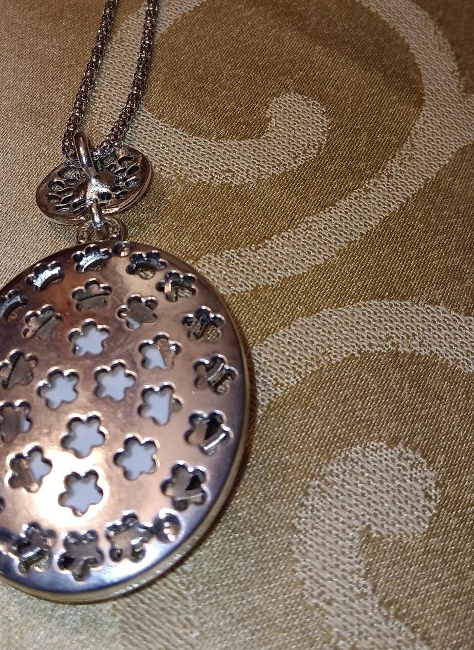 N/A new necklace